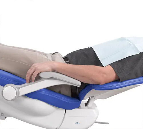dental chair adec 500